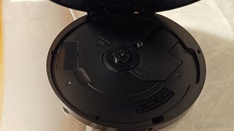 Nový , jen vybalený discman. Nabíjení přes USB kábel. - 3