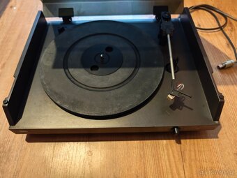 Gramofon NAD 5120 Tesla NC 470 NC470 - 3