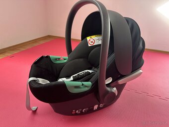 Autosedačka Cybex Aton B2 i-Size Volcano Black - 3