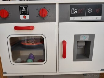 Dřevěná dětská kuchyňka - 3