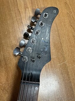 Prodám elektrickou kytaru Cort G260 Black - 3