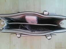 Kabelka GUESS NOVÁ - 3