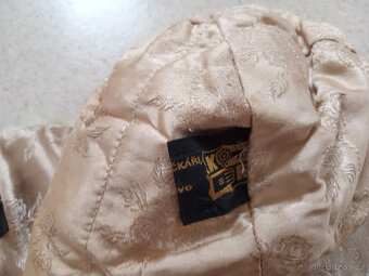 kožešinová čepice s límcem - 3