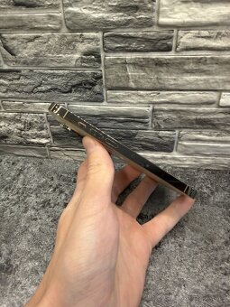 iPhone 14 Pro 128GB Gold, baterie 83% - 3