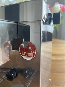 La Pavoni designový mlýnek na kávu Kube Mill KBM23 - 3