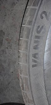 Prodám 4x pneu letní 195/70R15 C - 3