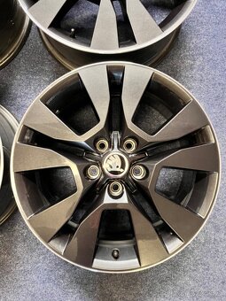 5x112 R17 Škoda Yeti originál alu disky - TOP - 3