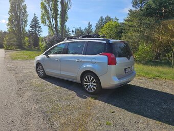 Peugeot 5008 2.0 Hdi ALLURE, 120Kw, 2014, Automat, navigace. - 3