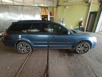 Prodám Subaru Outback 3.0i - 3