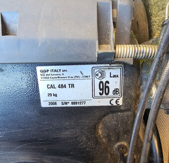 Benzínová sekačka s motorem Honda GCV 135 - 3
