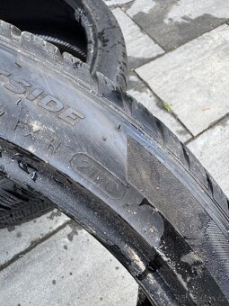 235/40 r19 Hankook - 3