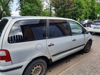 Ford Galaxy - 3