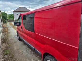 RENAULT TRAFIC - 3