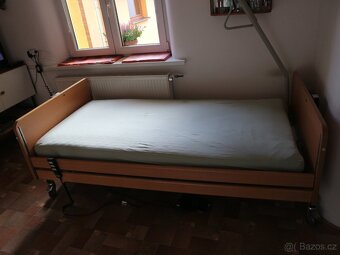 Polohovací postel pro dlouhodobě nemocné - 3