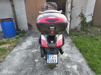 Prodám skútr Aprilia Atlantic 500, 2006, nová STK do 5/2029 - 3