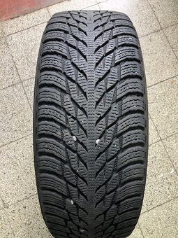 Alu disk Volvo + 235/60 R18 zimní pneu Nokian - 3