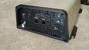 Nabíječka a Měnič napětí DC/AC Dometic DSP 2012C 12V - 3