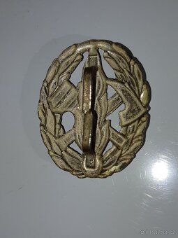 Hasičské odznaky. - 3