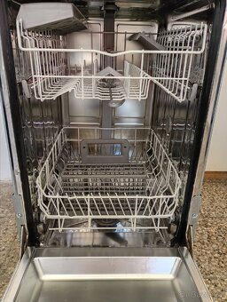 Myčka nádobí Bosch integrovaná - 3