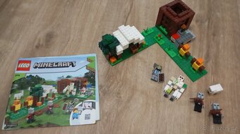 Lego Minecraft-základna pillagerů - 3