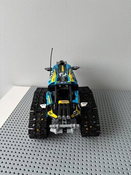 lego technic 42095 - 3