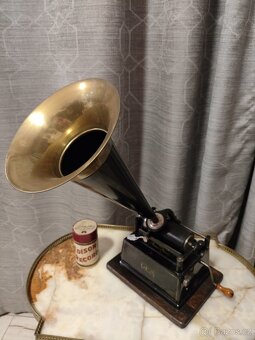 Originál Edisonův fonograf - 3