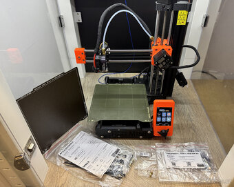 3D Tiskárna Original Prusa MINI+ a kryt - 3