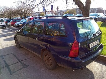 Ford Focus 1.6 Zetec - 3