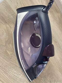 Žehlička Philips Smoothcare - 3