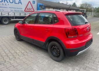 Volkswagen Polo 1.2i 16v, CROSS, 99.000tis km benzín manuál - 3