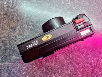 Kompaktní fotoaparát na kinofilm Pentax AF Zoom 70 - 3