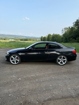BMW e92 330D 170kw manuál - 3