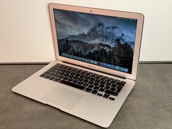 MacBook Air 13'' 2015 / i5 / 4GB / 128GB SSD - DPH - 3