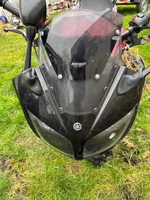 Rozprodam Yamaha FZS 1000 Fazer 01-05 na dily. - 3