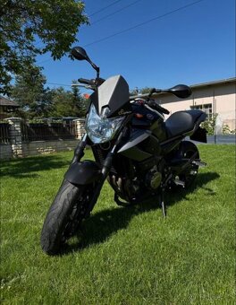 YAMAHA XJ6 - 3