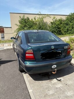 ŠKODA OCTAVIE - celé auto na NÁHRADNÍ DÍLY - 3