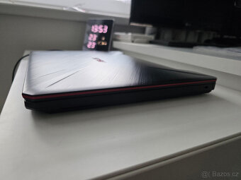 Herní notebook ASUS TUF505 - 3