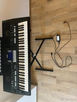Klávesy Yamaha PSR S550 - 3