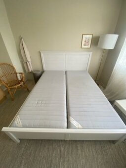 Prodám manželskou postel IKEA 140cm x 200cm - 3