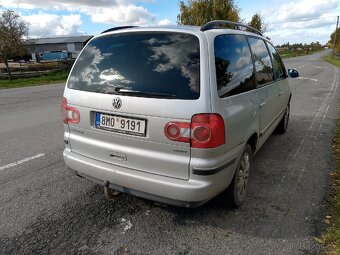 Volkswagen Sharan - 3