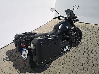 Moto Guzzi V7 III Stone,nové v ČR, 2.majitel , mnoho doplňků - 3