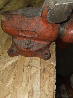 YORK 80 SVĚRÁK - 3