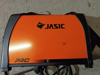 Svářečka Jasic 140 - 3