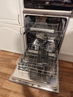 Myčka na nádobí AEG - 3