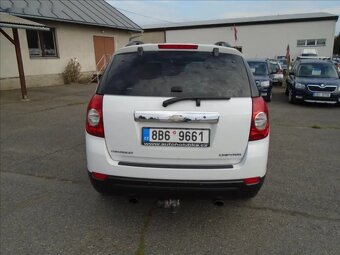 Chevrolet Captiva, 2,2 - 3