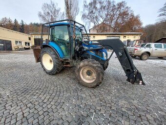 Traktor Hew Holland T4.95 - 3