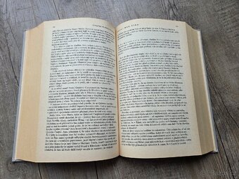 Colleen McCullough  - PRVNÍ MUŽ ŘÍMA - 3