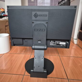 Fotografický monitor Eizo 2233W - 3