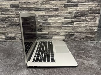 MacBook Air 13" 2017 i5 / 8GB / 128GB - 3