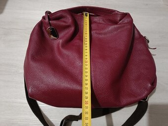 Kožená vínová kabelka Furla - 3